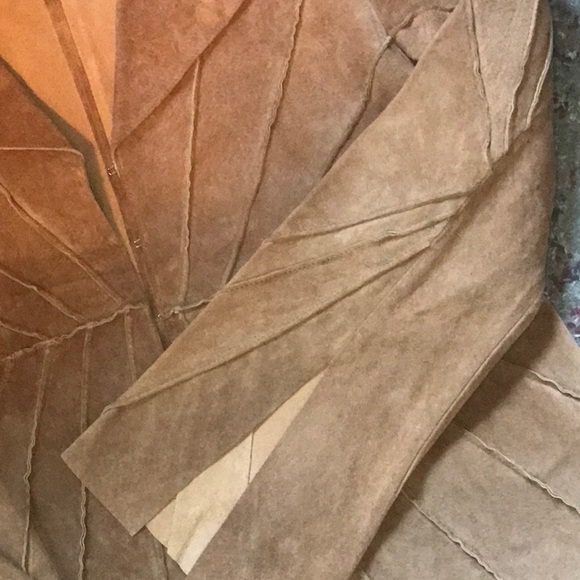 Suede jacket - Picture 9 of 9